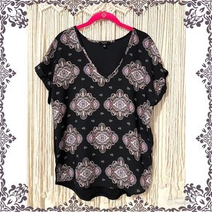 Women’s Sz Med Black Paisley Blouse by A.U.W EUC